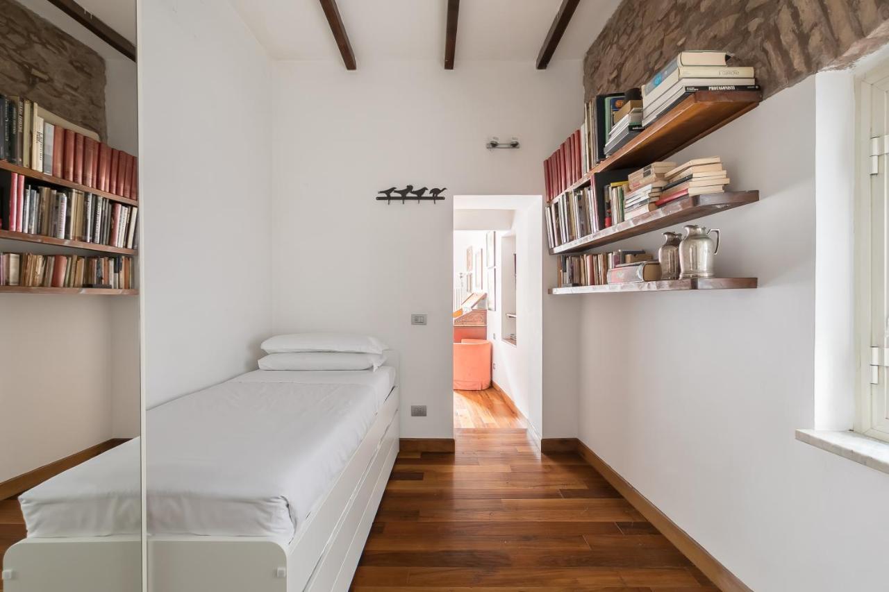 Appartamento R.C. Cappellari Charming Campo de Fiori Roma Esterno foto